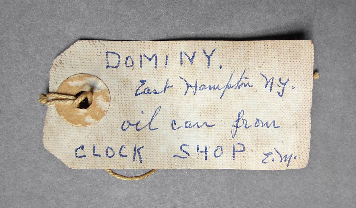 1969.9072, Oil can, label
