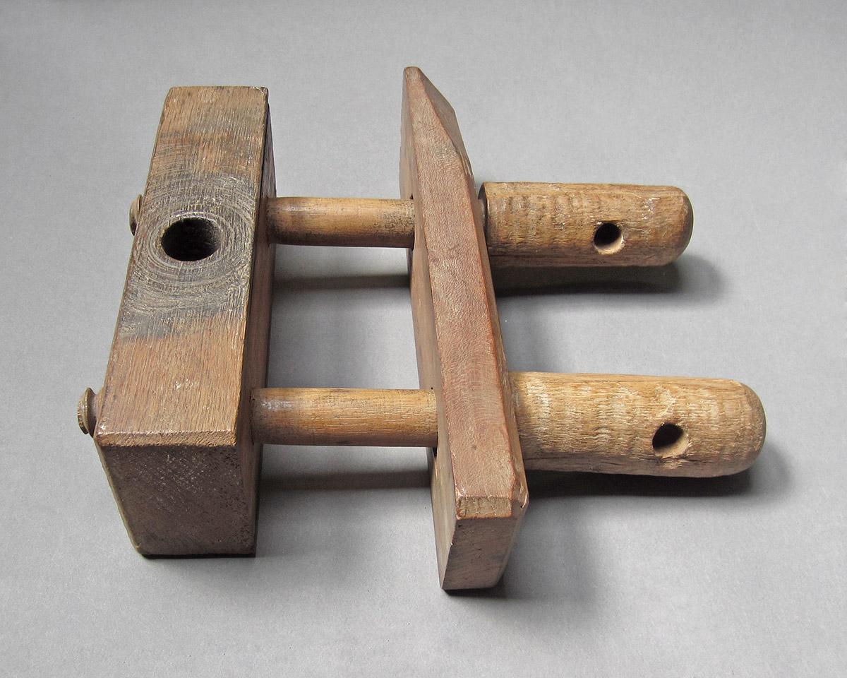 1969.9075, Clamp, angle