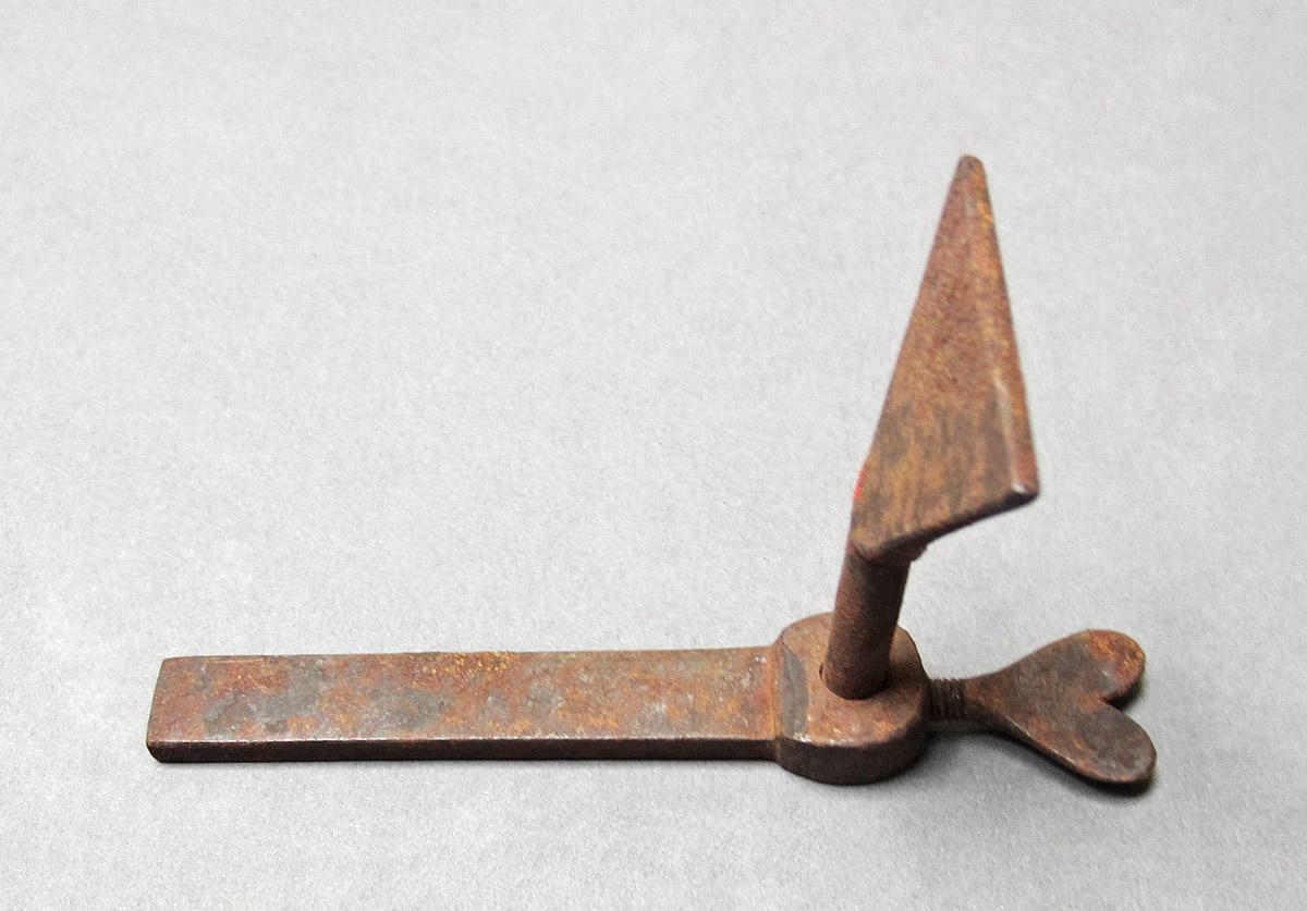 1969.9081, Tool, angle