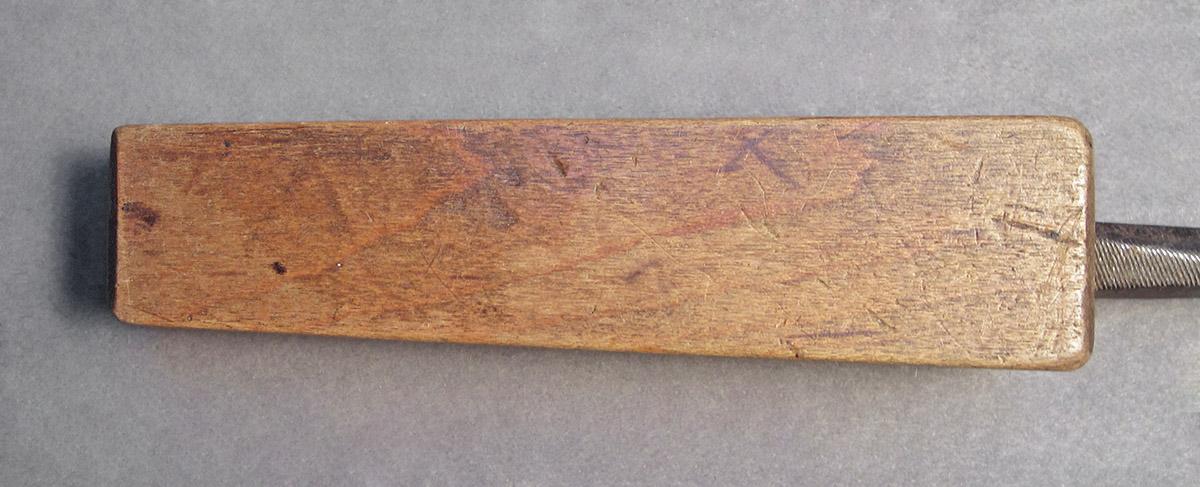 1969.9085, Bit, handle