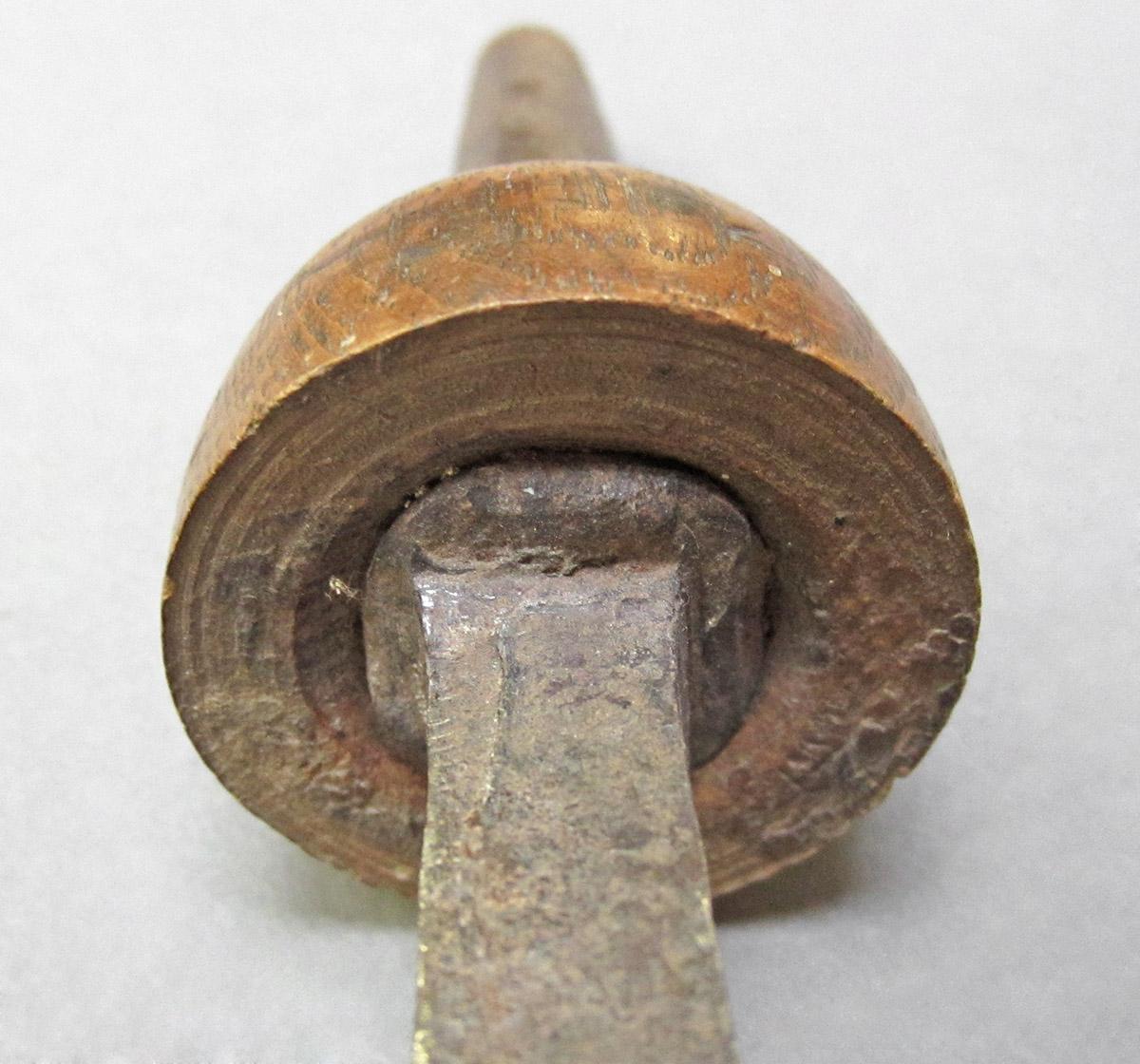 1969.9089, Bit, collar side 1