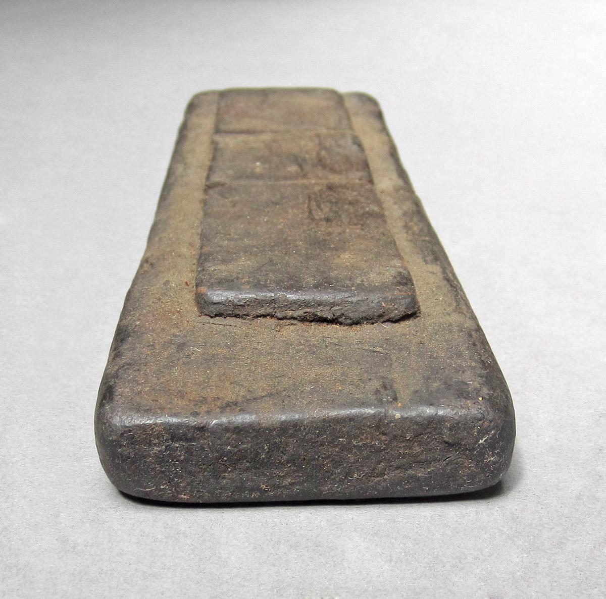 1969.9095, Oil stone, side 4