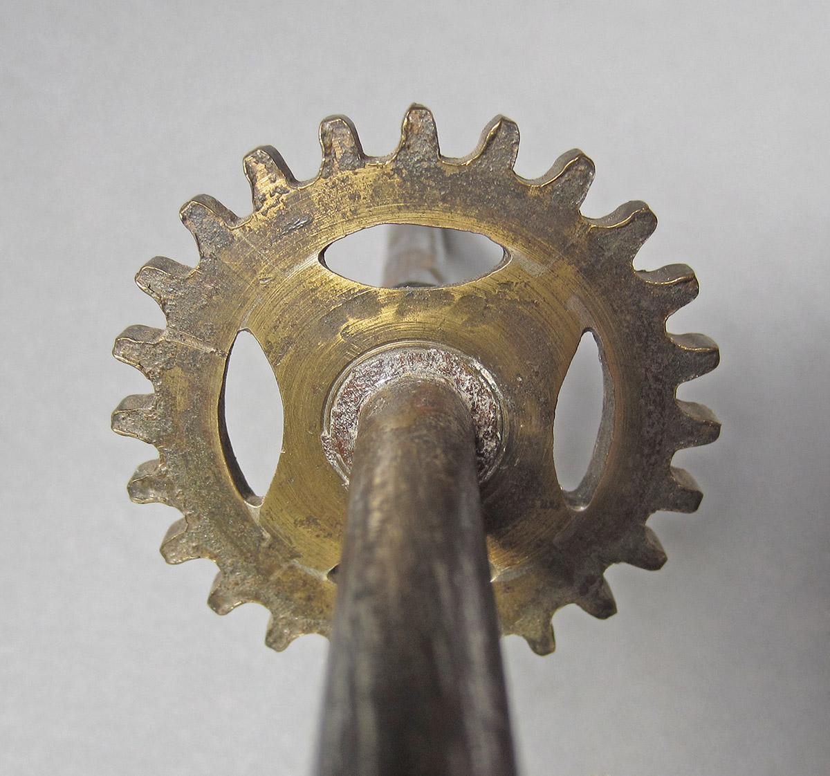 1969.9099, Clock movement, gear side 2