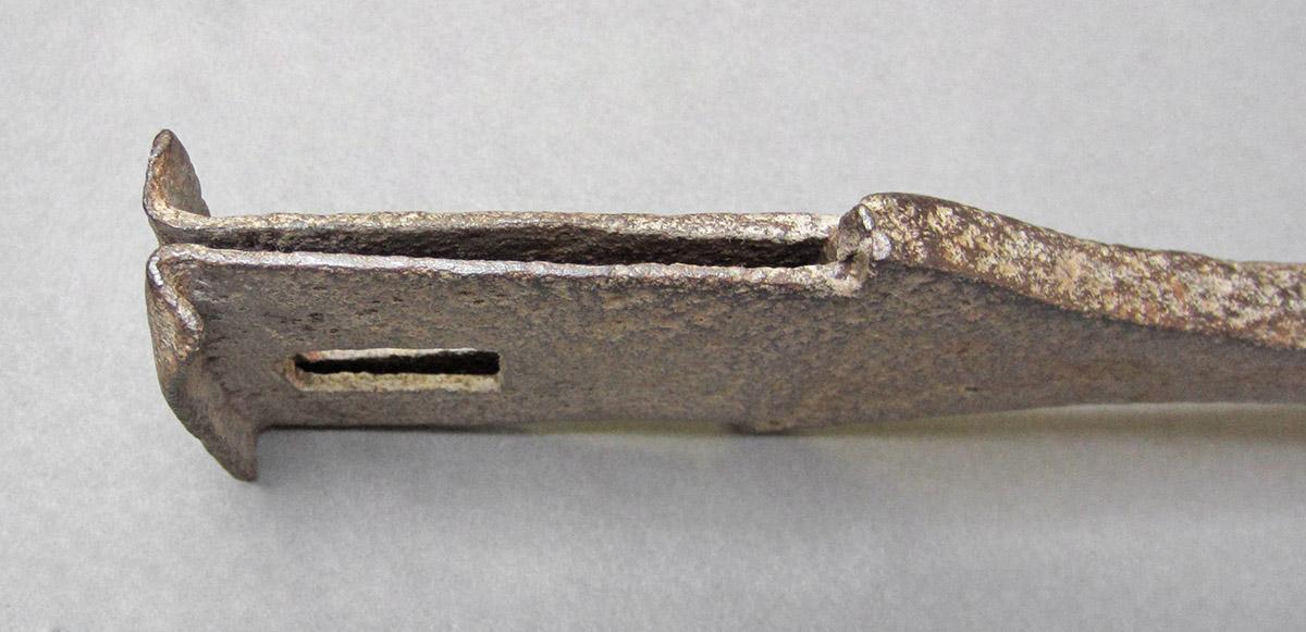 1969.9101, Handle, end side 2