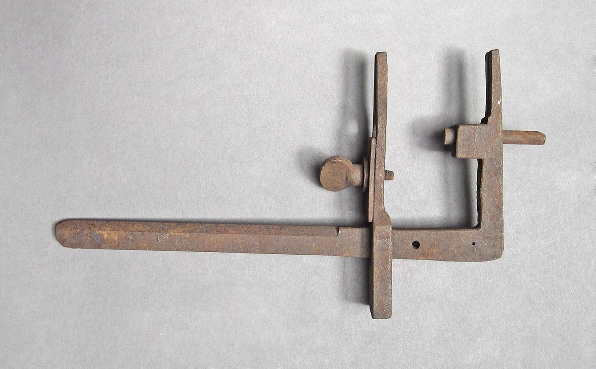 1969.9105, Lathe tool, side 2