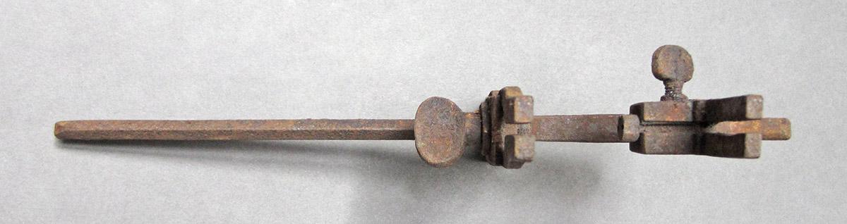 1969.9105, Lathe tool, side 3