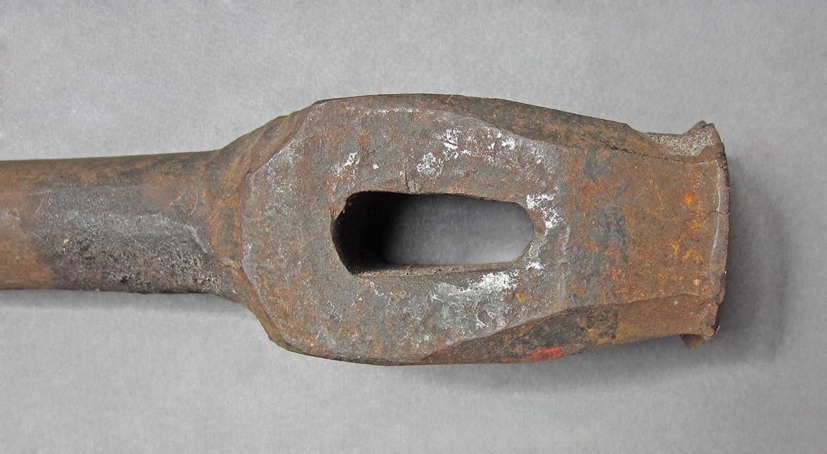 1969.9106, Tool, head side 1