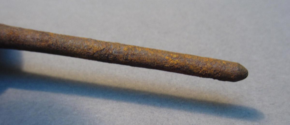 1969.9112 Awl, Shaft
