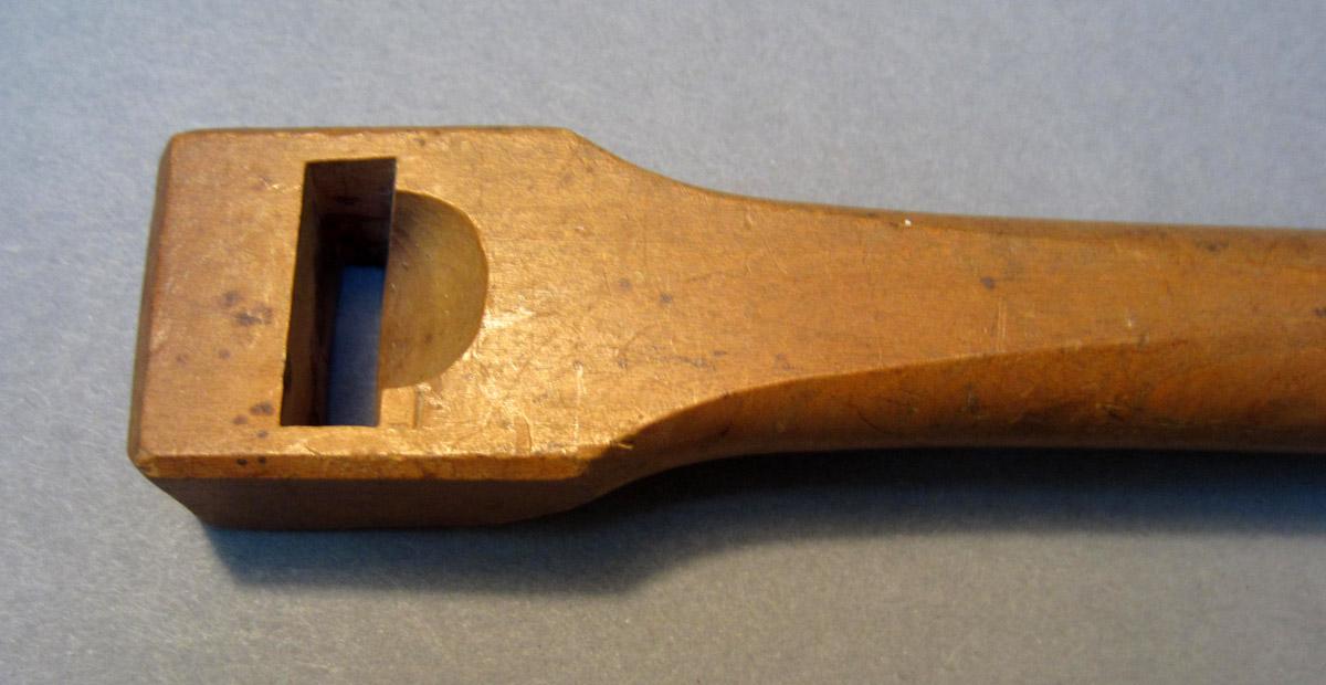 1969.9127 Tool, Detail
