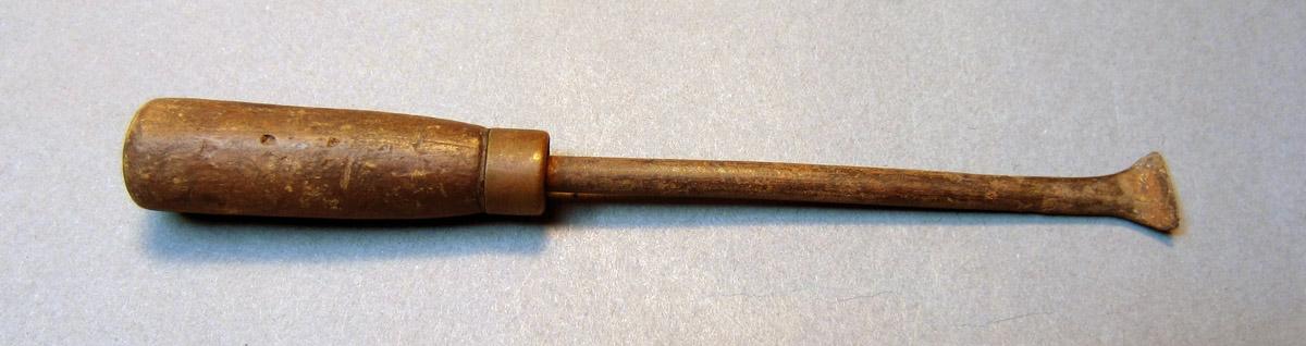 1969.9136 Chisel, View 1