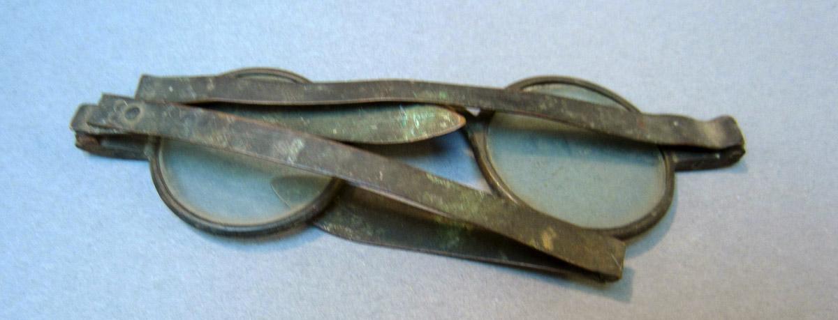 1969.9156 Eyeglasses, Underside