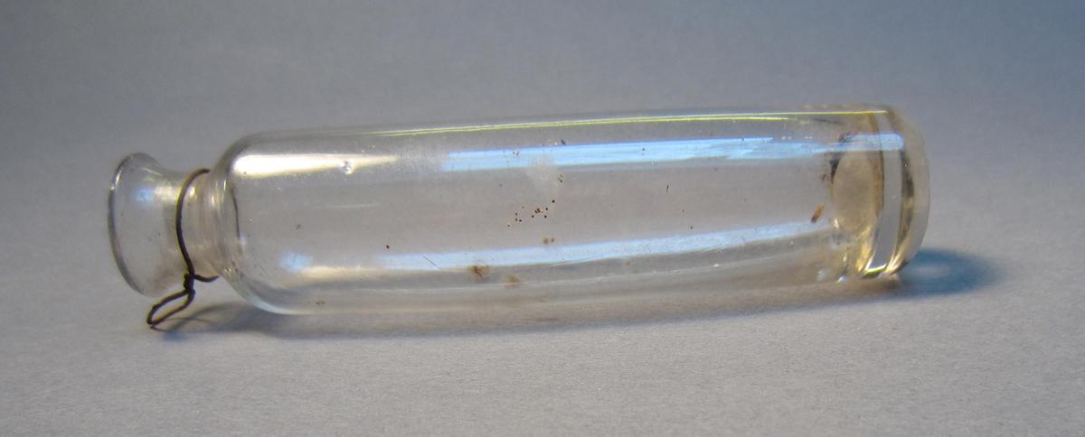 1969.9159 Bottle, Side