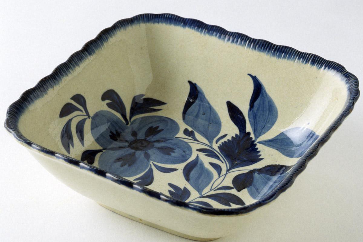 1959.1240 Pearlware dish