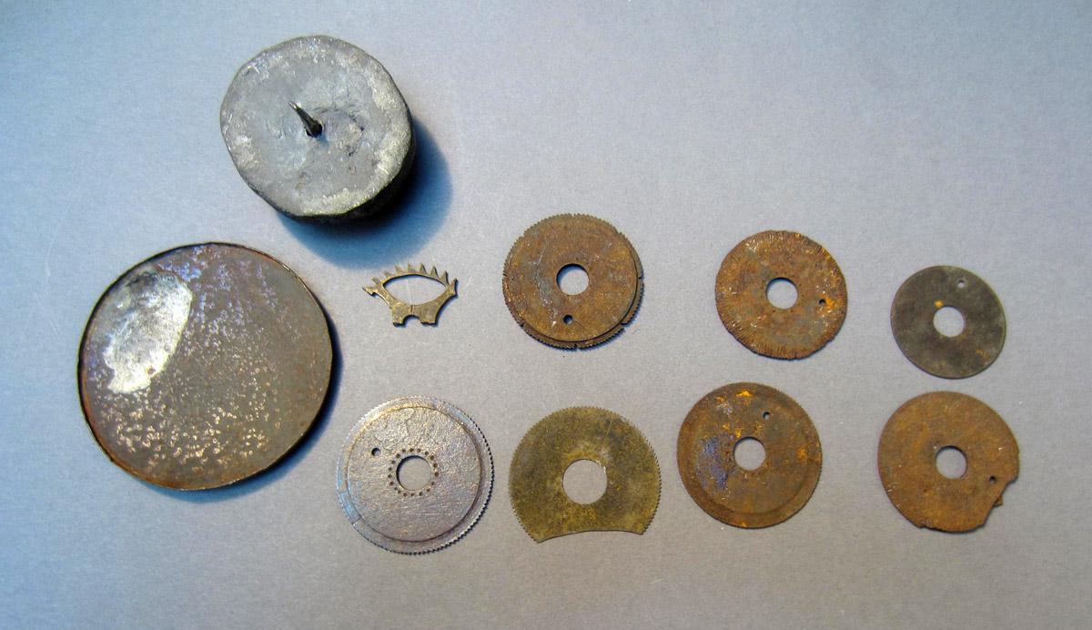 1969.9172 Fragment, Cutters