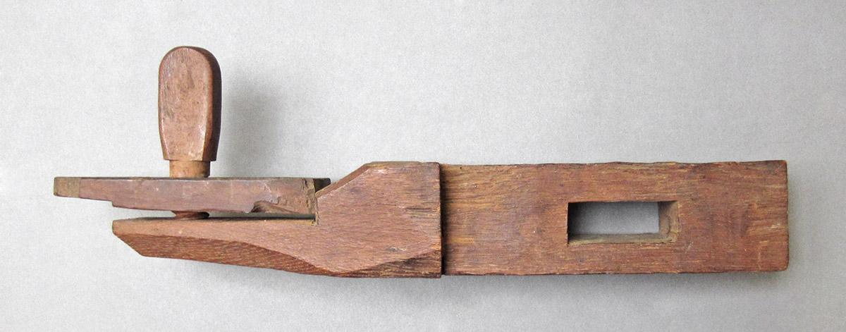 1969.9176, Lathe puppet, side 2