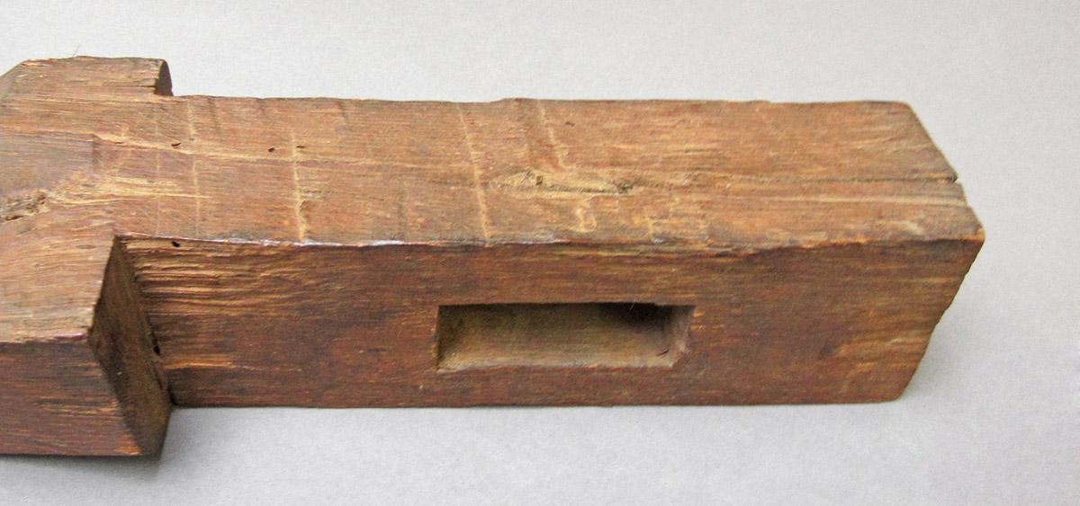 1969.9176, Lathe puppet, base