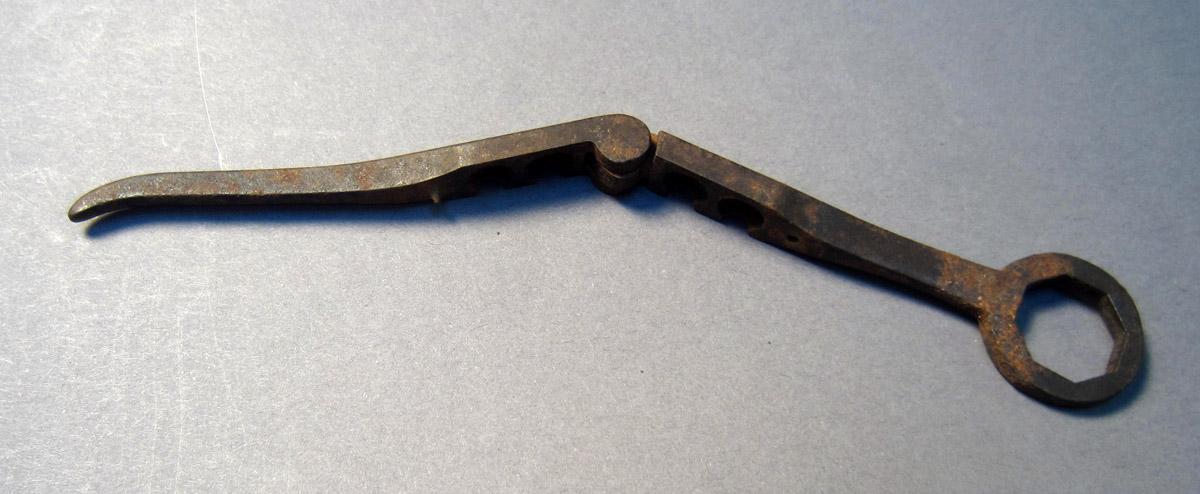 1969.9208 Shot mold, Extended