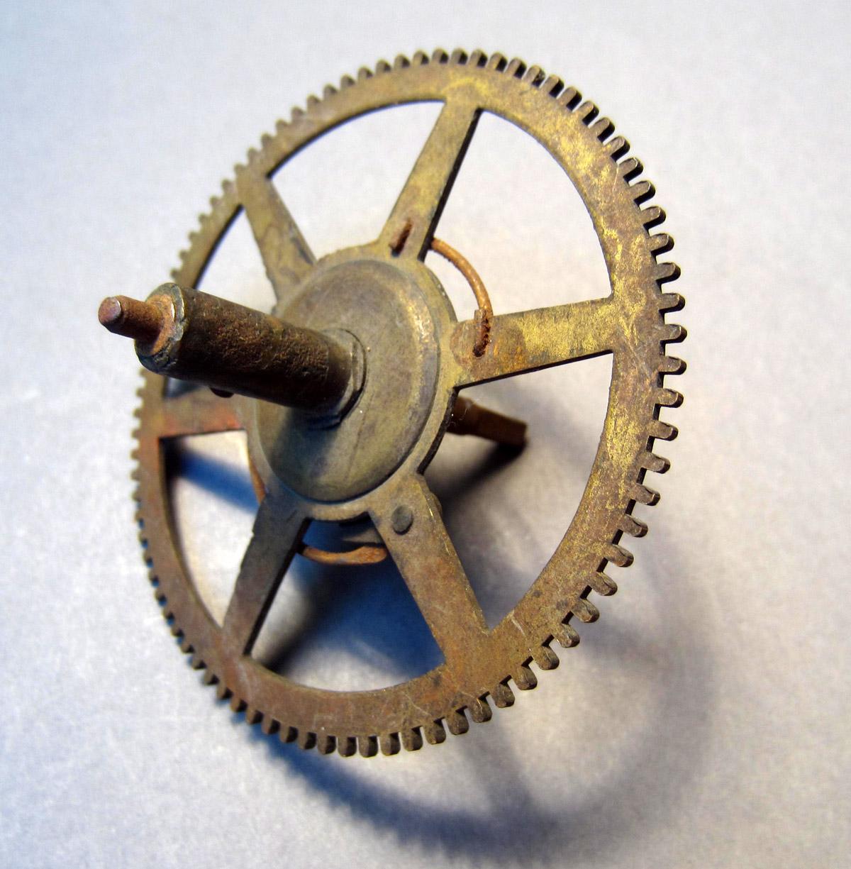 1969.9213 Gear, View 2