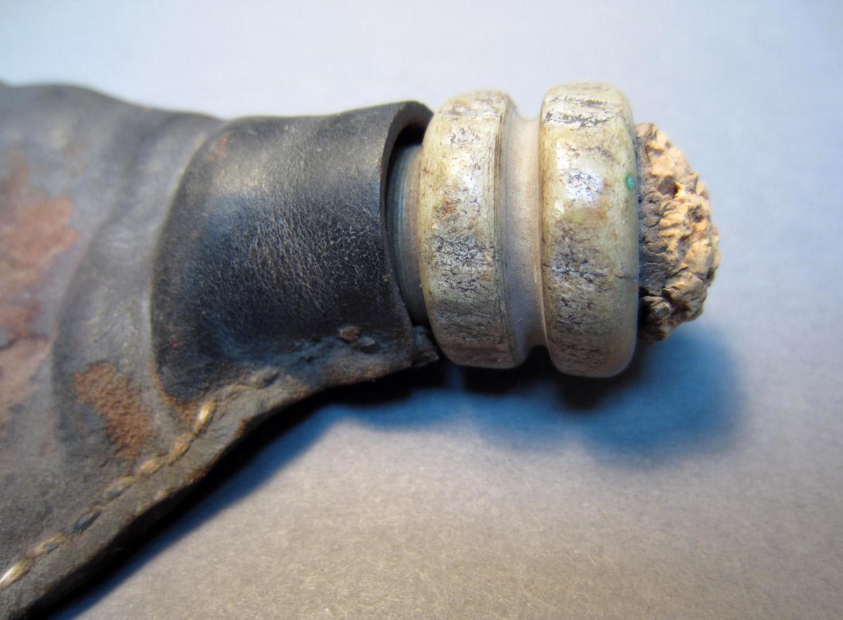 1969.9192 Flask, Bone