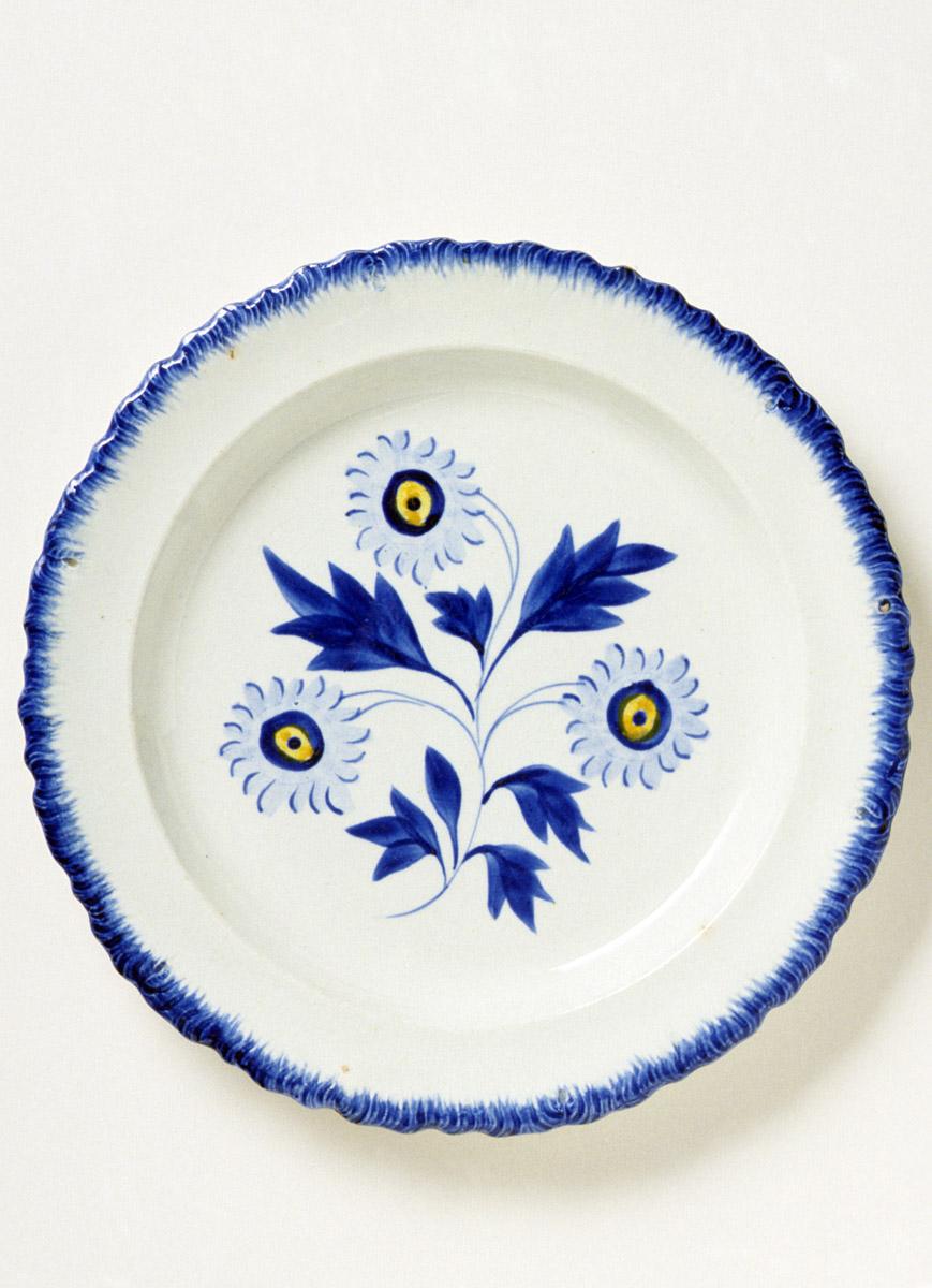 1959.1278.002 Pearlware soup plate