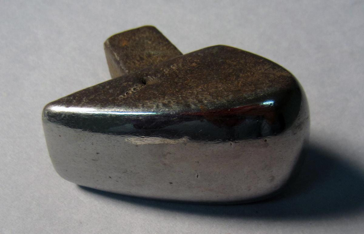 1986.0050.934 Planishing head, View 1