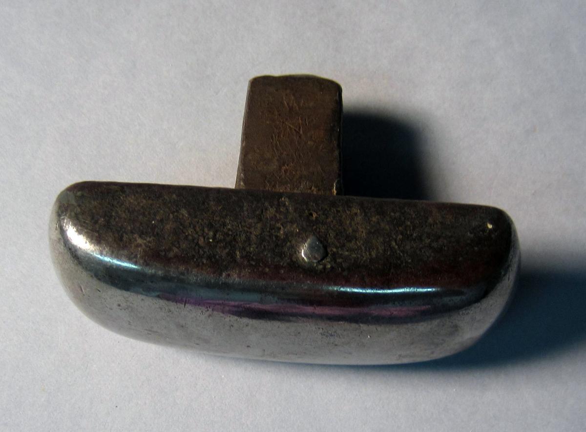 1986.0050.937 Planishing head, View 2