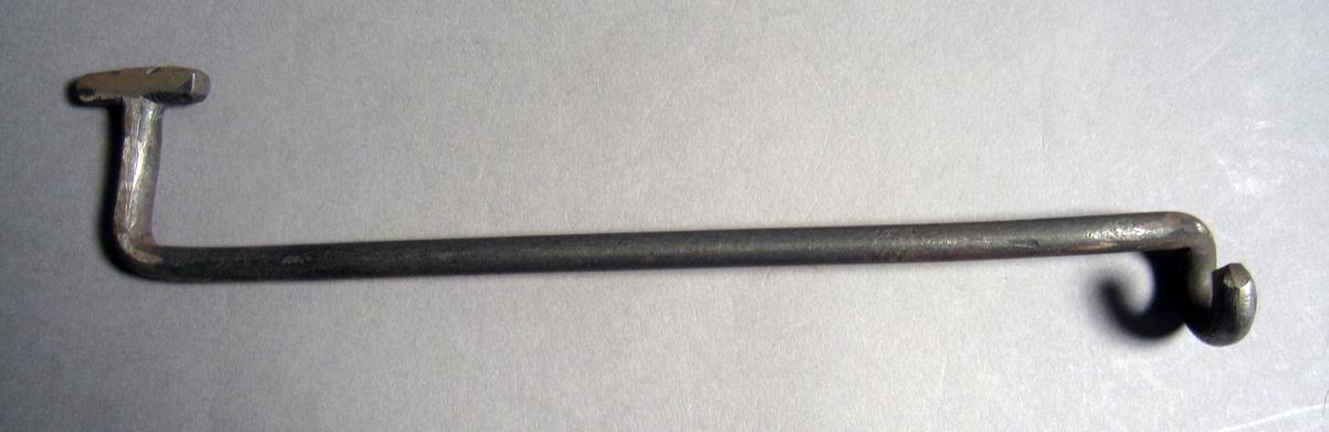 1986.0050.954 Shaping tool, View 2