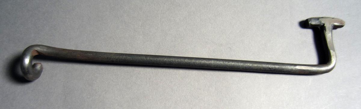 1986.0050.954 Shaping tool, View 1