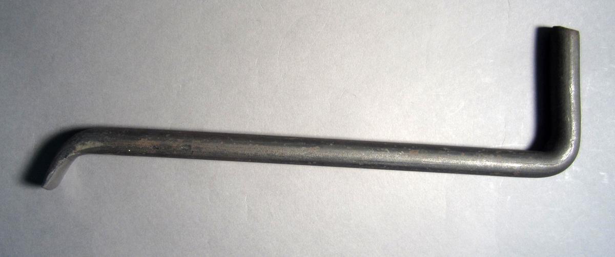 1986.0050.961 Shaping tool, View 2