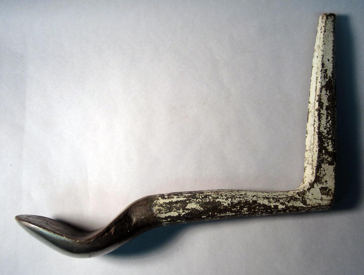 1986.0050.962 Shaping tool, View 1