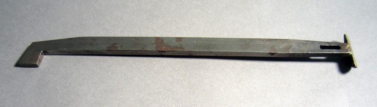 1986.0050.968 Shaping tool, View 1
