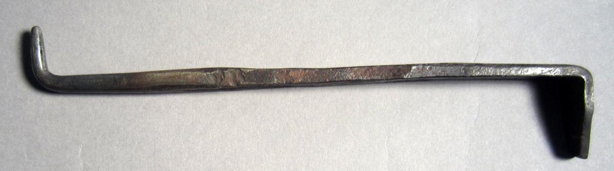 1986.0050.969 Shaping tool, View 2