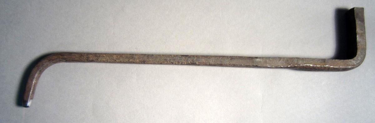 1986.0050.976 Shaping tool, View 2