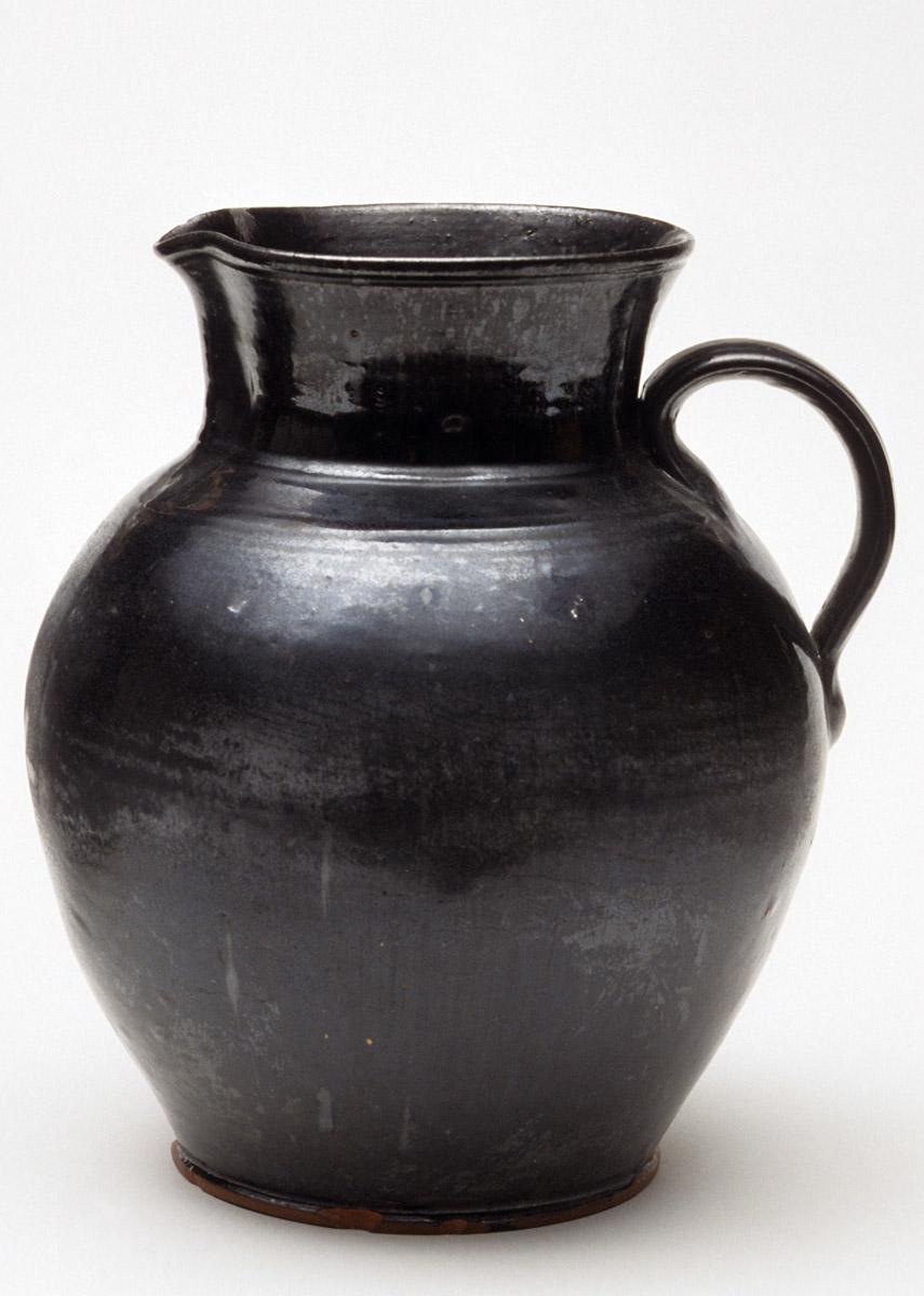1959.1306 US Blackware jug