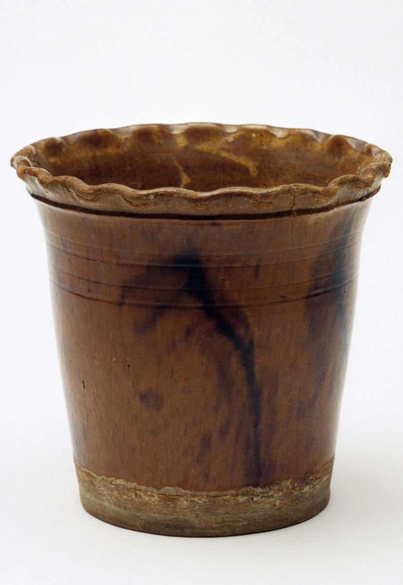 1959.1310 Flowerpot