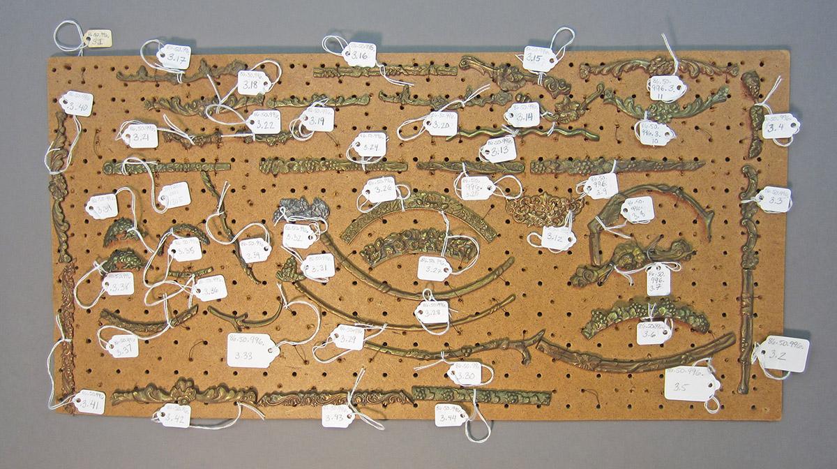 1986.0050.996.003.001, Pegboard, overall
