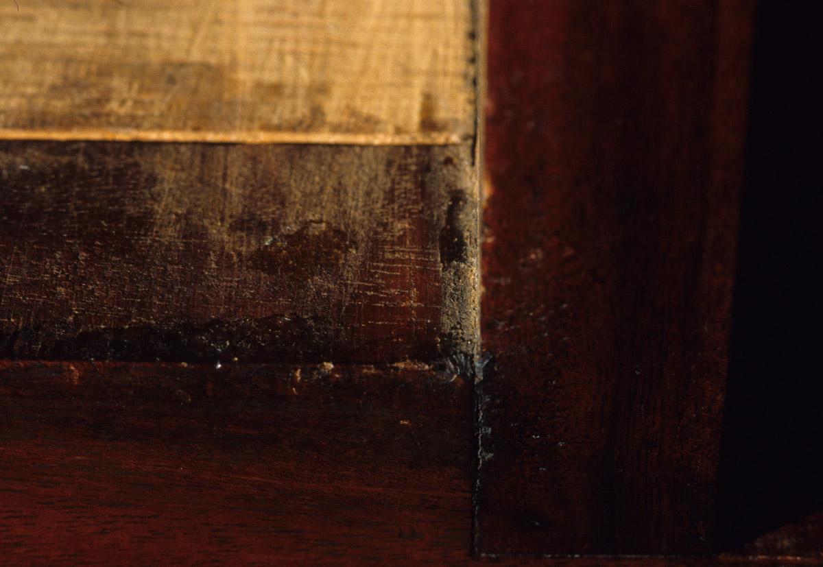 1959.1324 Table, detail 2