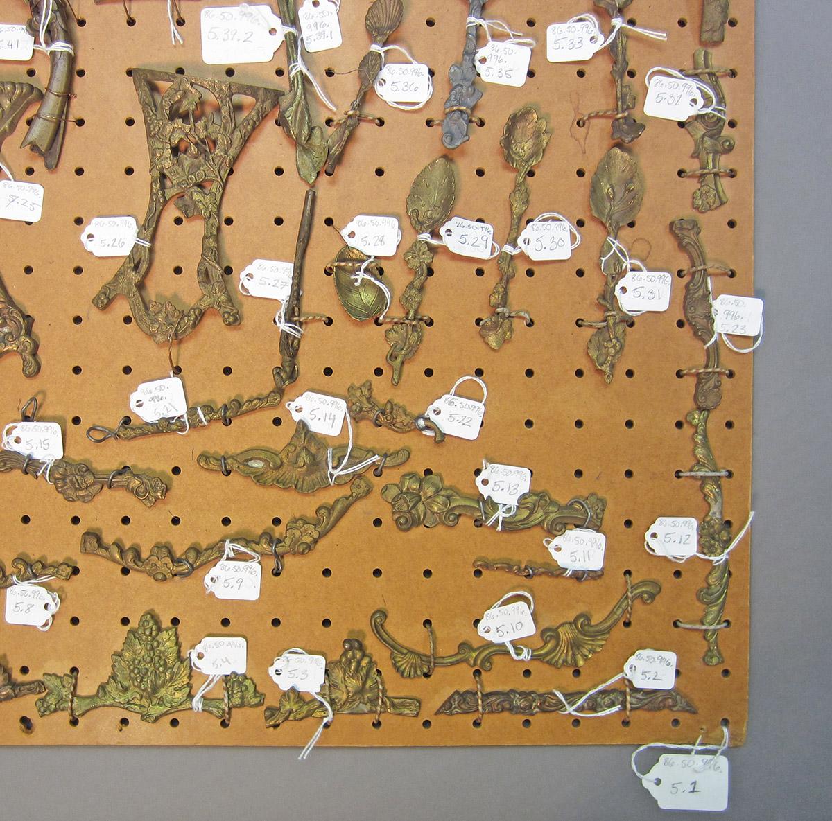 1986.0050.996.005.001, Pegboard, section 4