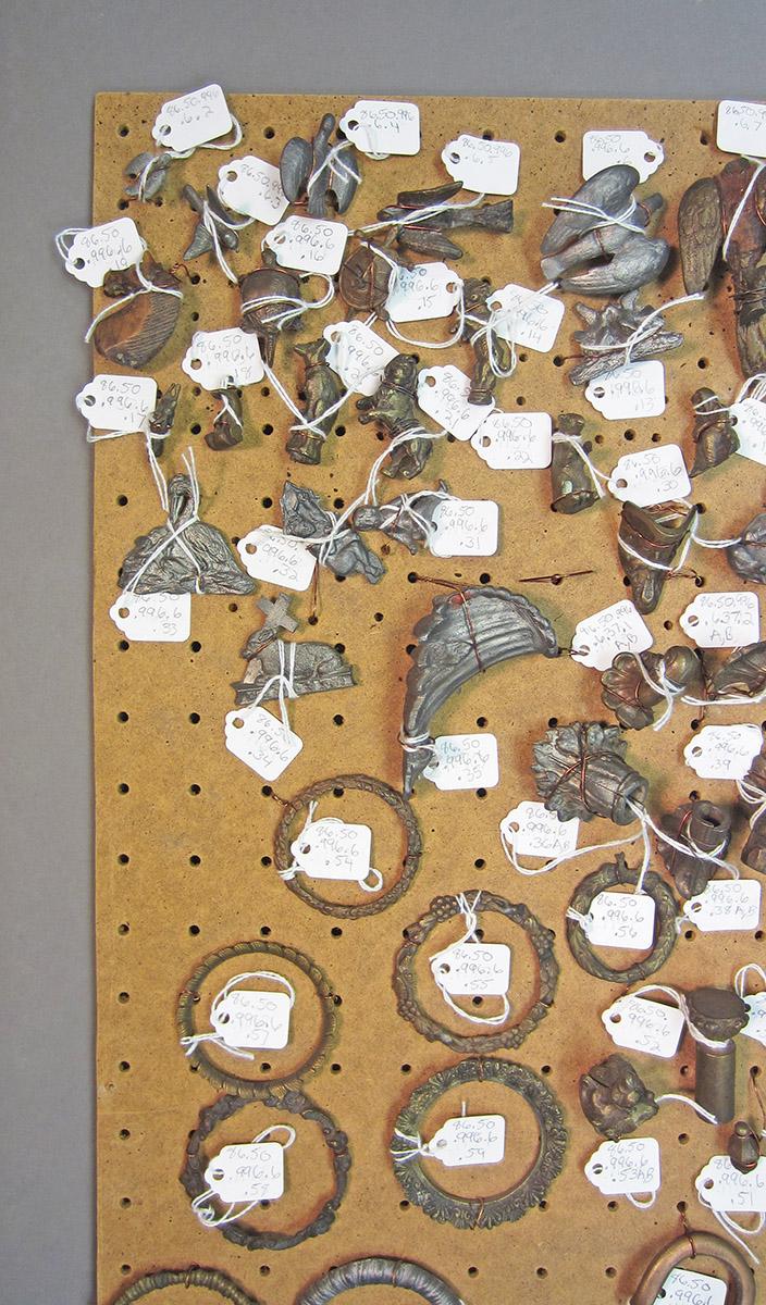 1986.0050.996.006.001, Pegboard, section 1