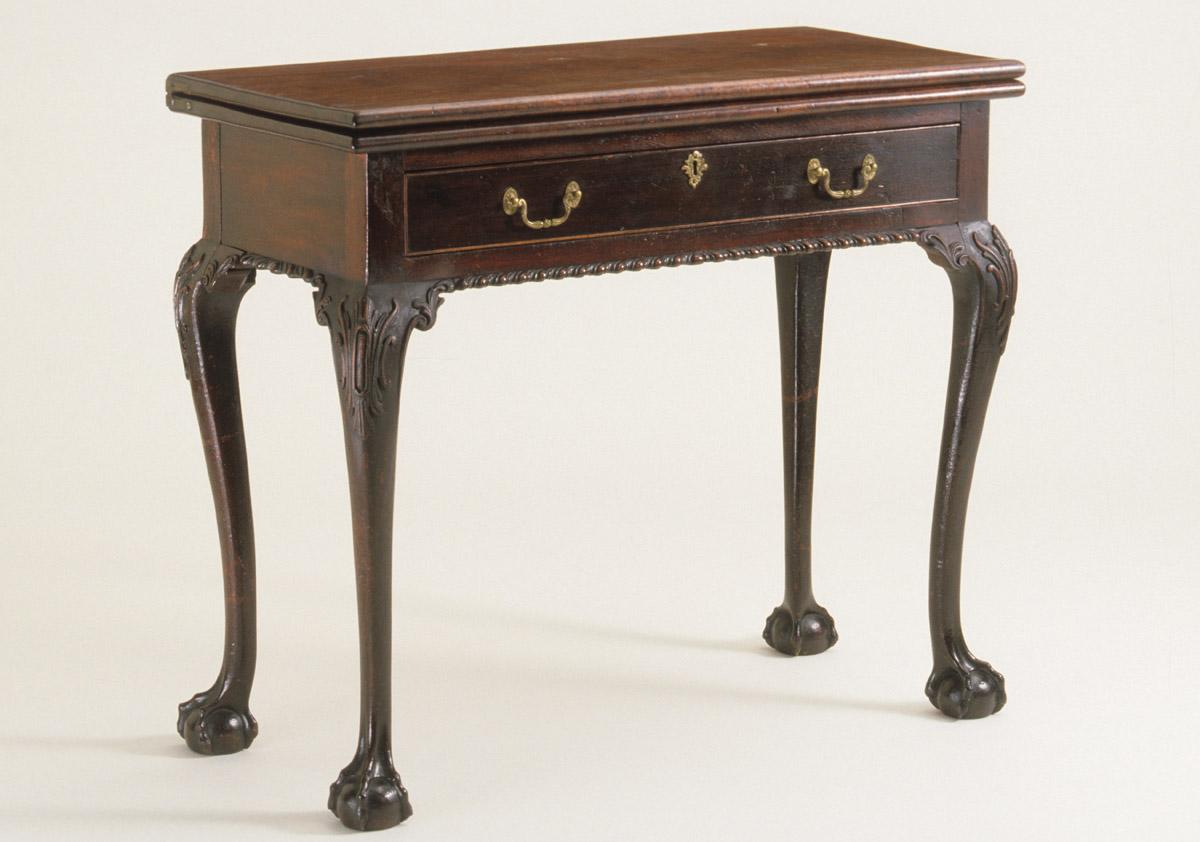 1959.1338 Table, view 1