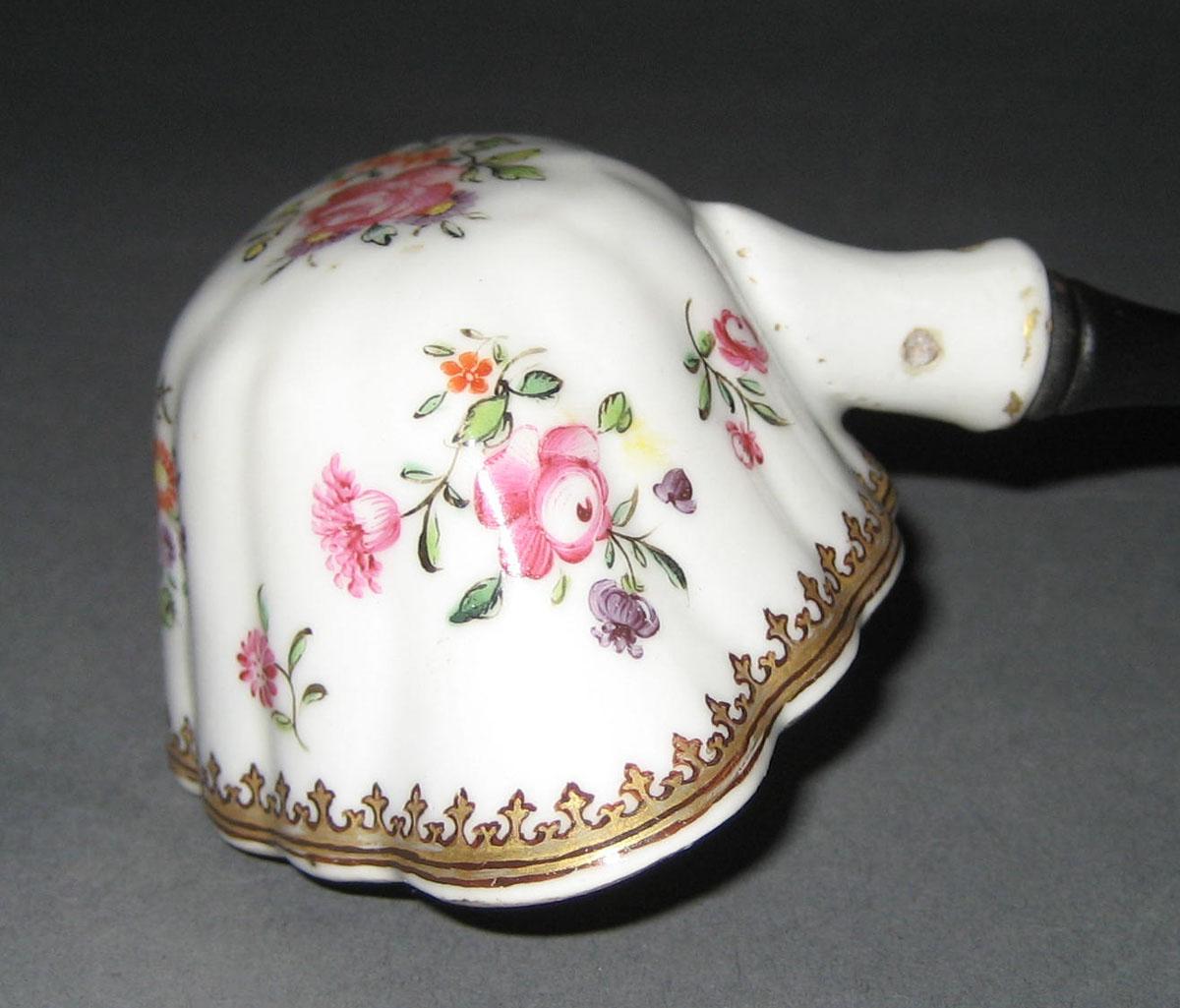 1959.1343 Porcelain Ladle view 2