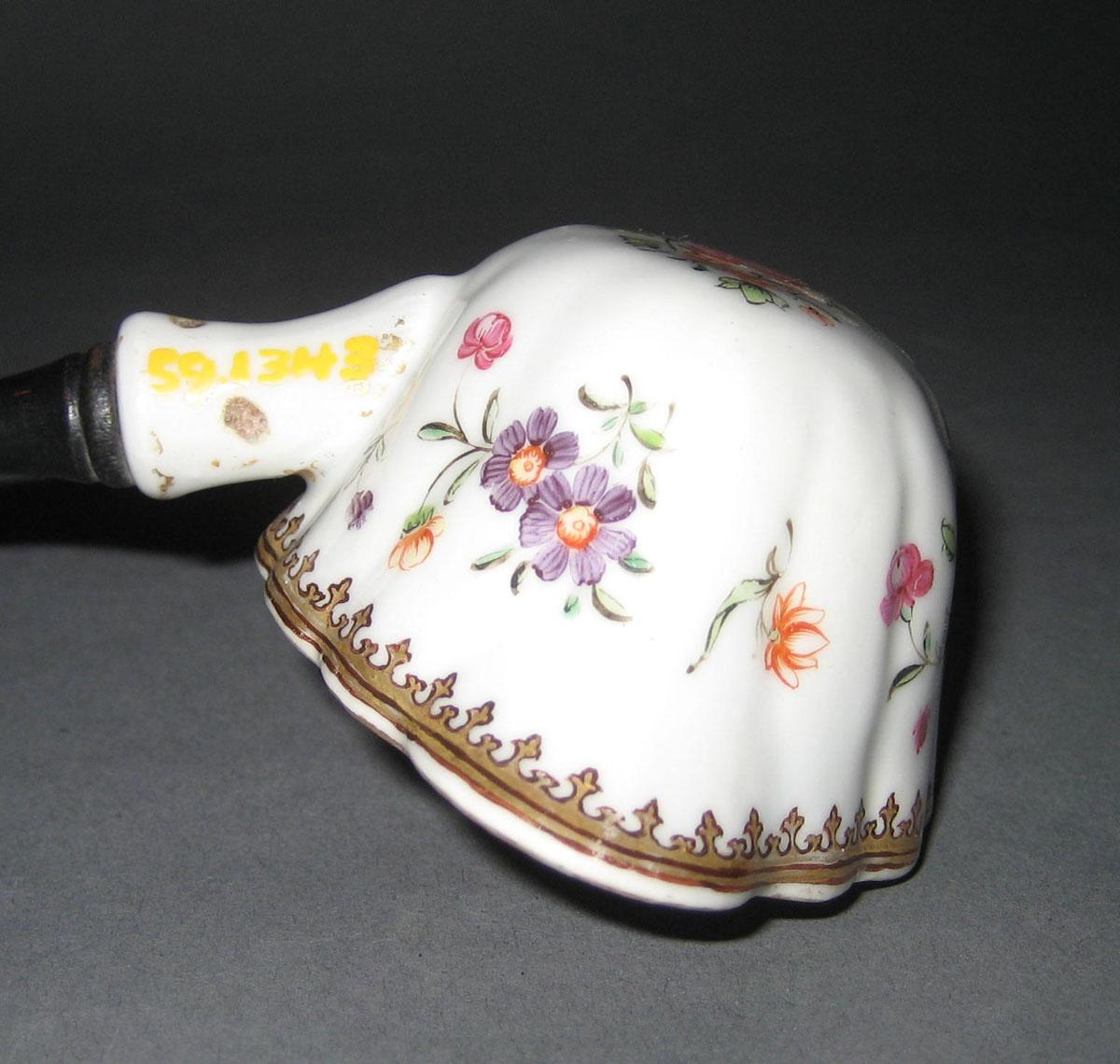 1959.1343 Porcelain Ladle view 3