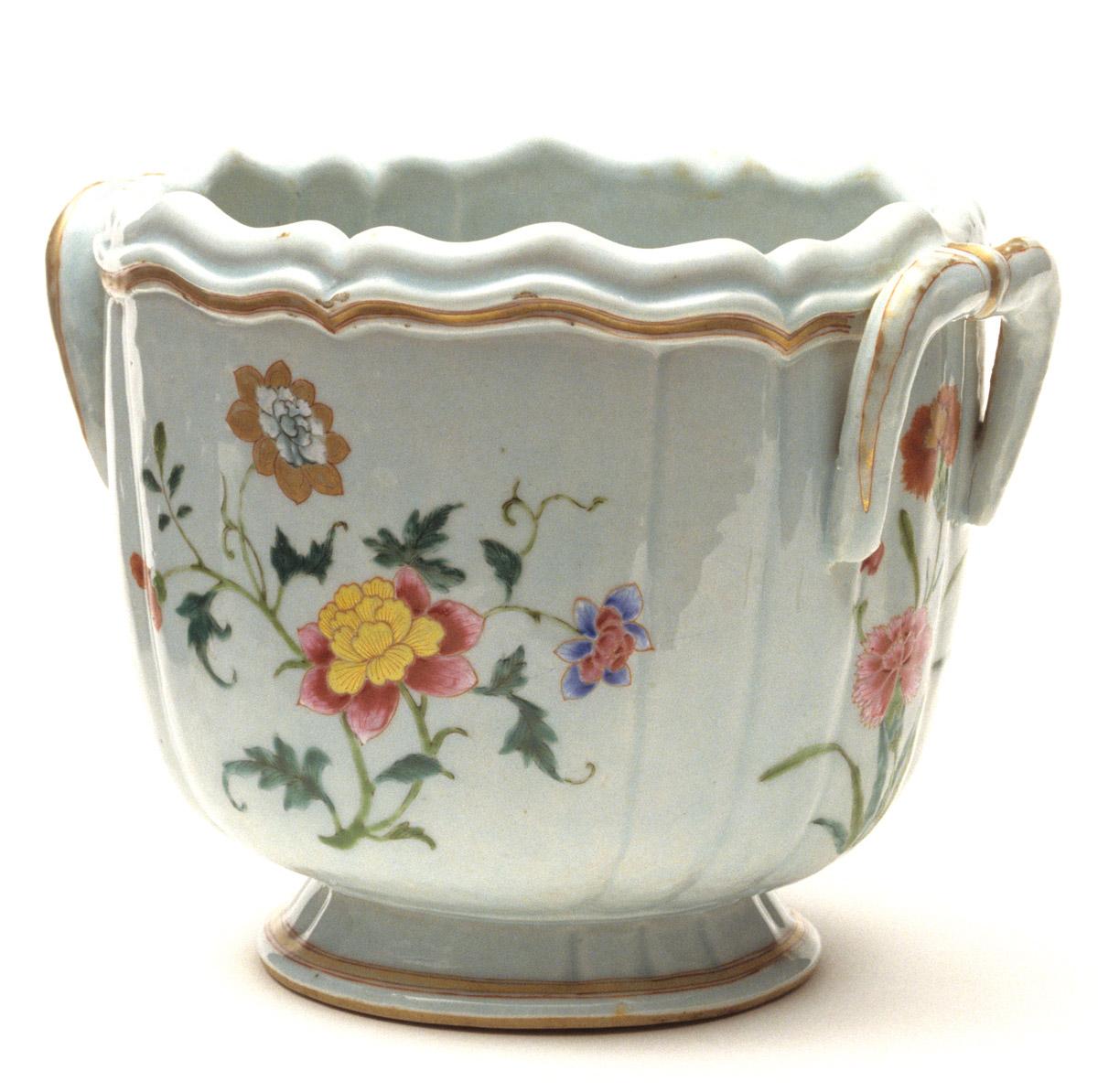 1959.1347 Flower container