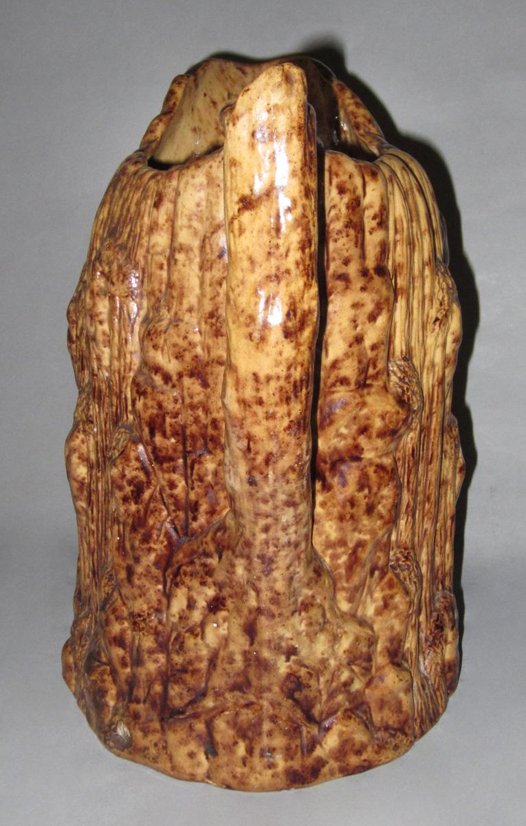 2015.0020.004 Jug, side 4