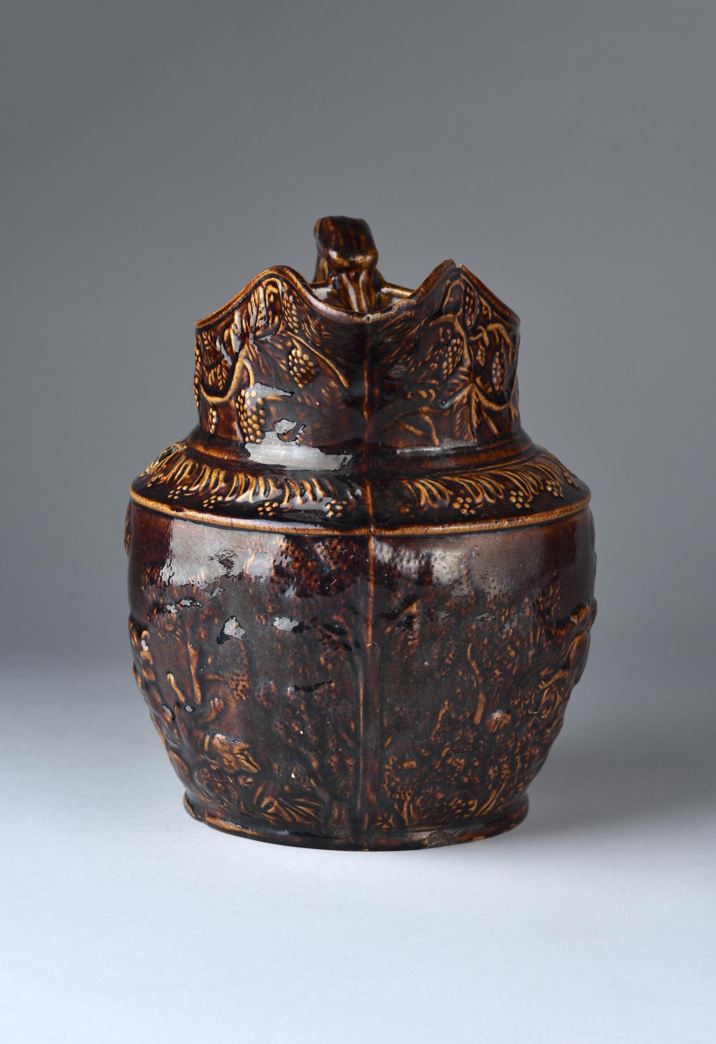 2015.0020.003 Jug, view 3