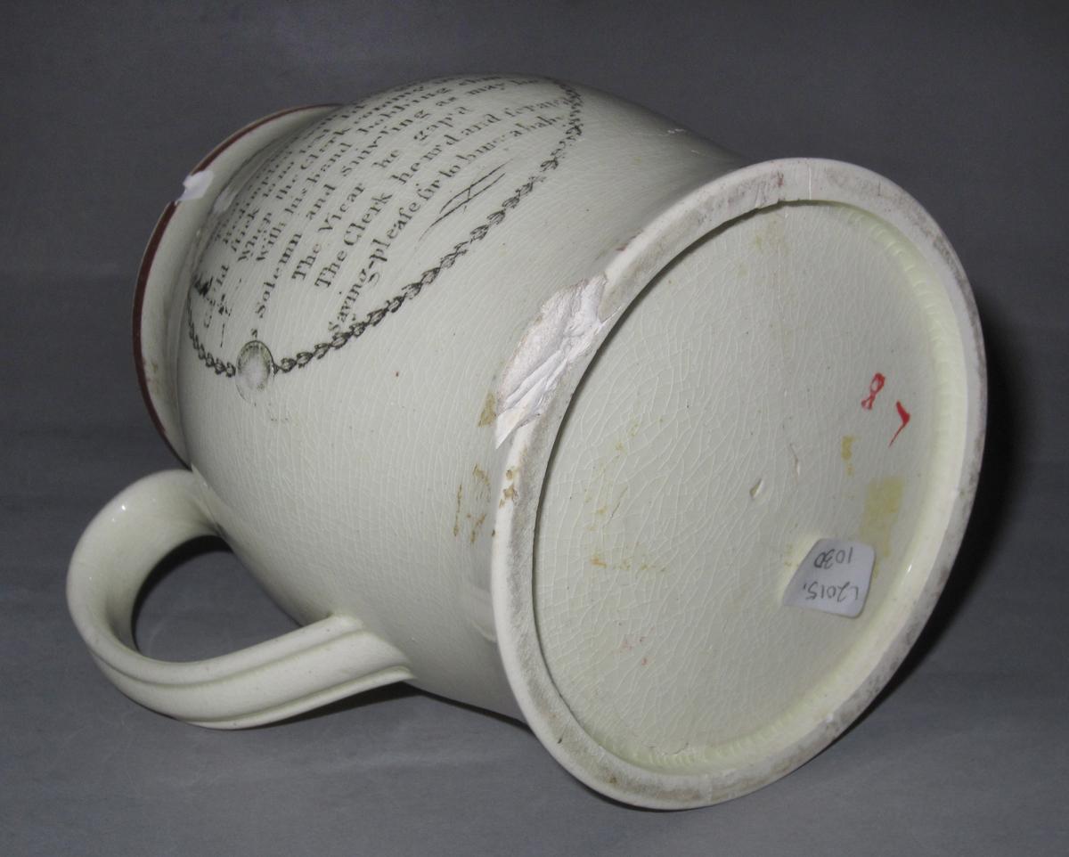 2015.0024 Creamware jug, underside