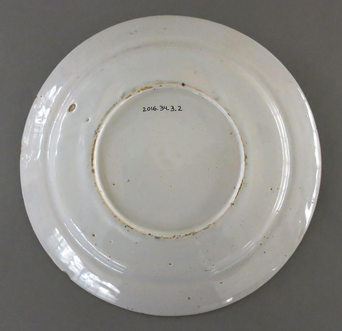 2016.0034.003.002 Plate bottom