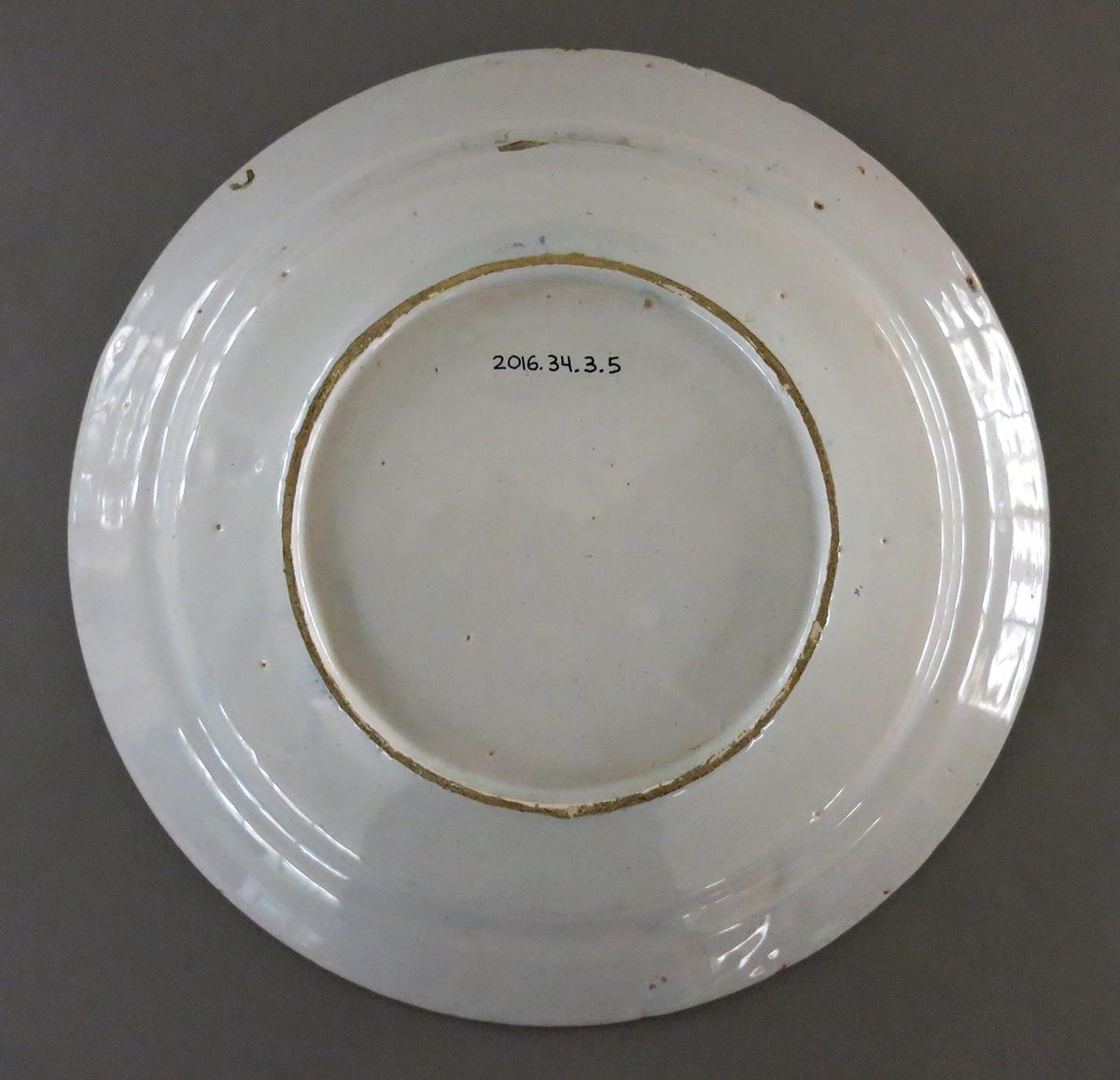 2016.0034.003.005 Plate bottom
