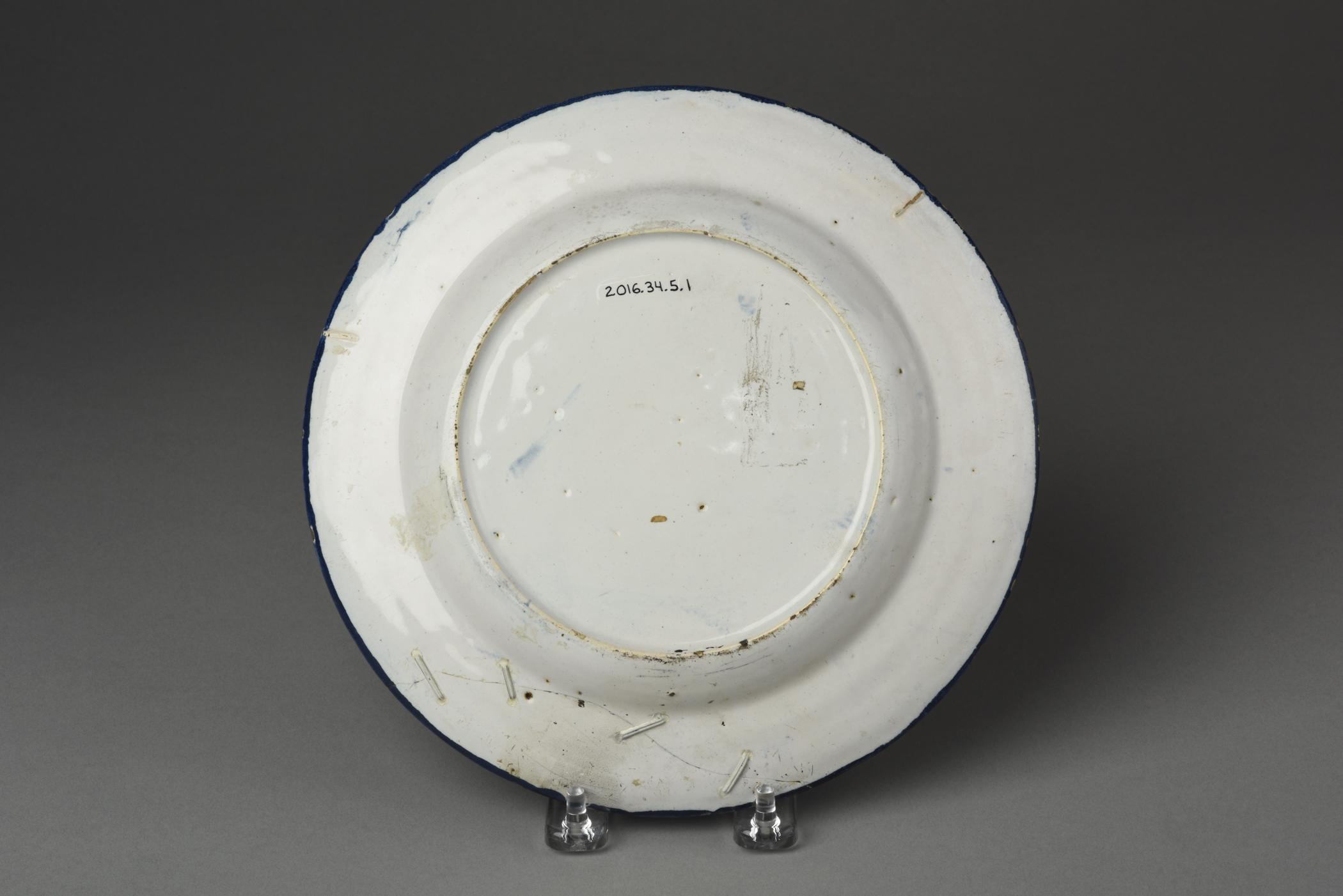 2016.0034.005.001 Plate, view 2, reverse