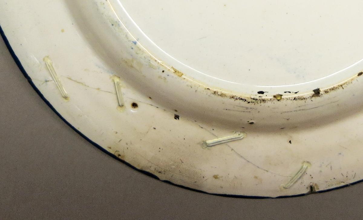 2016.0034.005.001 Plate detail